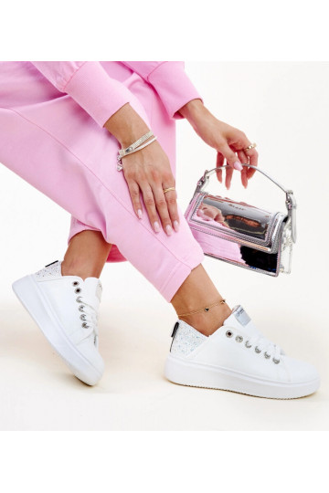 Valge-hõbedased sneakersid...