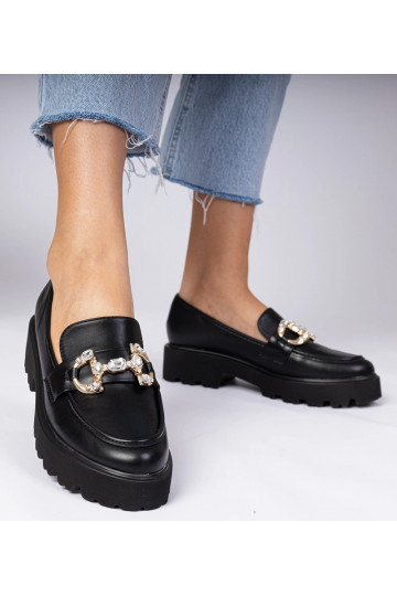 Musta elegantsed mokasiinid... 2