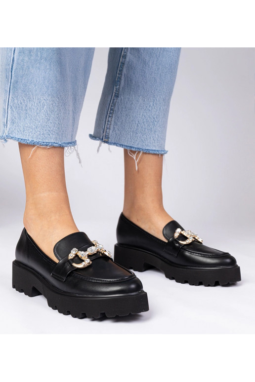 Musta elegantsed mokasiinid...