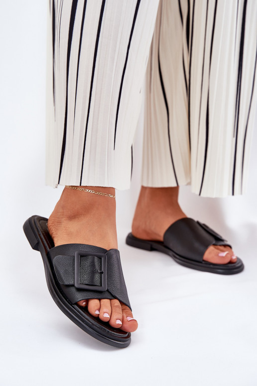 Plätud naturaalsest nahast Pealiste omad neetide ja pandlaga D&A SJ2302-01 msuud