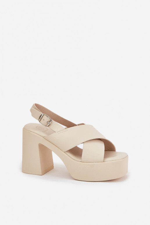 Pealistesandaalid Ja platvorm eko-nahast Elevandiluu värvi Annavin