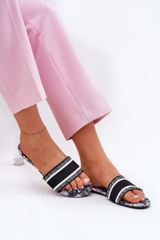 Mustriline sileda tallaga naiste plätud msuud Leysi