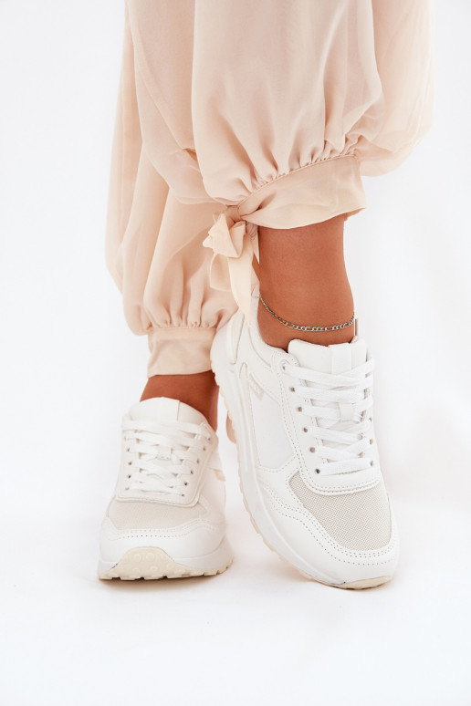 spordijalatsid Pealiste omad valget värvi Laaksona