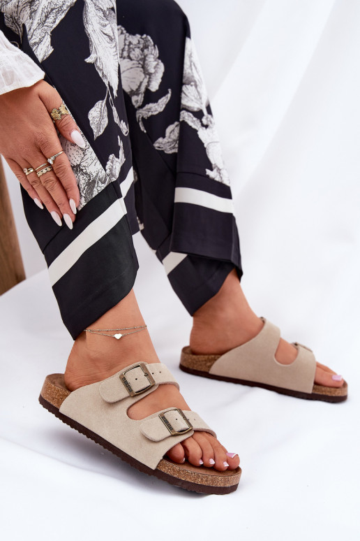 naiste seemisnahksed sussid neetide ja pandlaga Big Star RR274A391 beeži värvi naiste seemisnahksed sussid neetide ja pandlaga Big Star RR274A391 beeži värvi