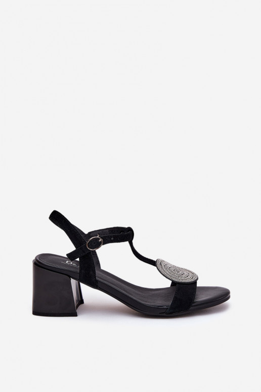 Pealistesandaalid kaunistustega D&A JC51-842 msuud