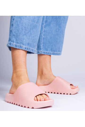 Roosad kummist naiste...