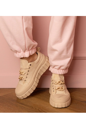 Liivakarva naiste...