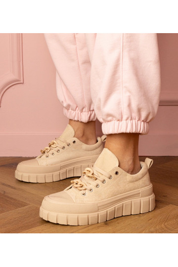 Liivakarva naiste... 2