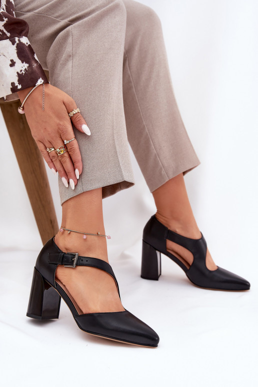 Pealhk Kingad kõrge jämeda kontsaga neetide ja pandlaga Vinceza 91133 msuud