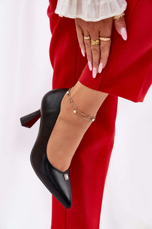 Elegantsed Kingad Peal Rozszerzanej Szpilce Vinceza 62222 msuud