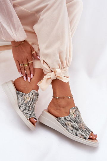 naiste plätud Kiilu peal tõmblukuga Loomade muster beeži värvi Irriva