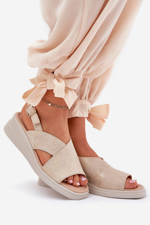 Pealistesandaalid Kiilu peal eko-nahast Kuldset värvi Quilara Pealistesandaalid Kiilu peal eko-nahast Kuldset värvi Quilara