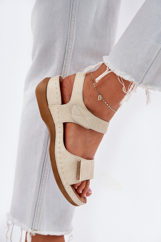 Mugavad naistesandaalid krõpsudega kinnitatav Kuldset värvi Iphiope Mugavad naistesandaalid krõpsudega kinnitatav Kuldset värvi Iphiope