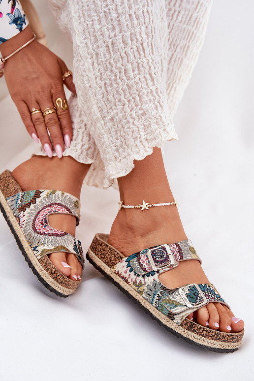 Mustriline naiste plätud Korkosissea platvormil neetide ja pandlaga Lee Cooper LCIN-25-35-3483L Mitmevärvilised Mustriline naiste plätud Korkosissea platvormil neetide ja pandlaga Lee Cooper LCIN-25-35-3483L Mitmevärvilised