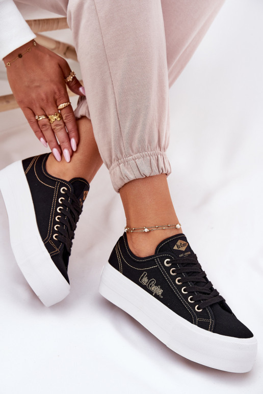 Nööritavad riidest jalatsid platvormiga Lee Cooper LCIN-25-31-3431L msuud Nööritavad riidest jalatsid platvormiga Lee Cooper LCIN-25-31-3431L msuud