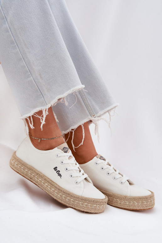 Vabaaja jalanõud nööridega Lee Cooper LCIN-25-44-3217 valge
