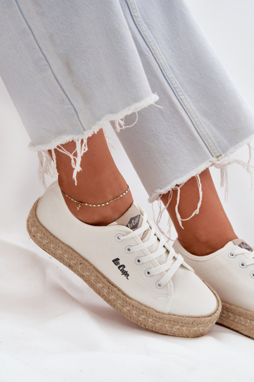 Vabaaja jalanõud nööridega Lee Cooper LCIN-25-44-3217 valge