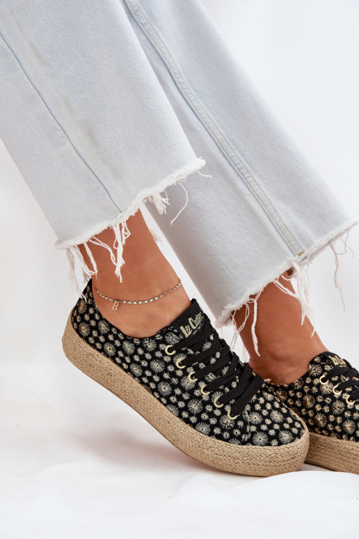 Kudumisega vabaaja jalanõud platvormiga Lee Cooper LCIN-25-08-3647L must