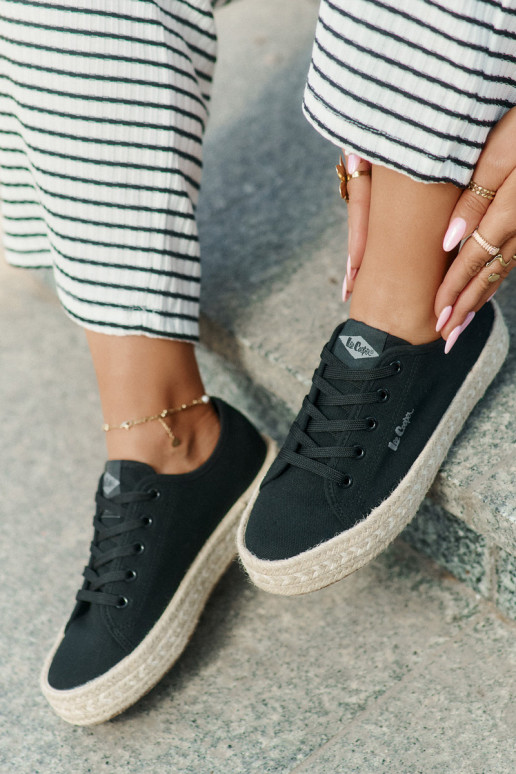 Vabaaja jalanõud nööridega Lee Cooper LCIN-25-44-3216 must Vabaaja jalanõud nööridega Lee Cooper LCIN-25-44-3216 must