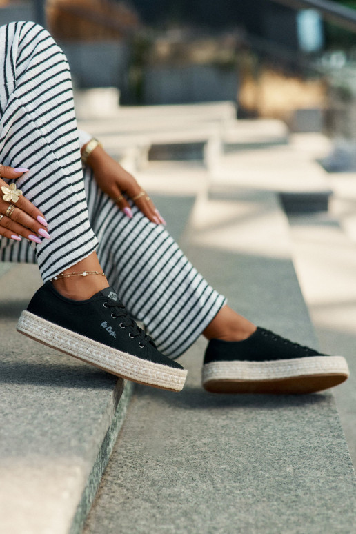 Vabaaja jalanõud nööridega Lee Cooper LCIN-25-44-3216 must Vabaaja jalanõud nööridega Lee Cooper LCIN-25-44-3216 must