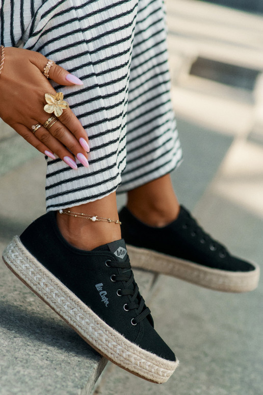 Vabaaja jalanõud nööridega Lee Cooper LCIN-25-44-3216 must Vabaaja jalanõud nööridega Lee Cooper LCIN-25-44-3216 must