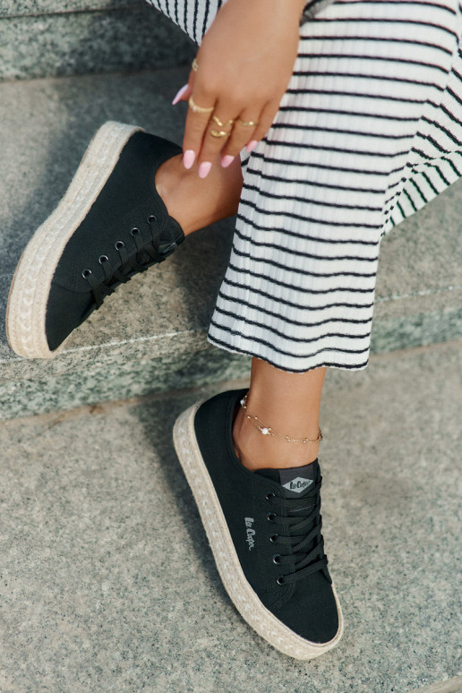 Vabaaja jalanõud nööridega Lee Cooper LCIN-25-44-3216 must Vabaaja jalanõud nööridega Lee Cooper LCIN-25-44-3216 must