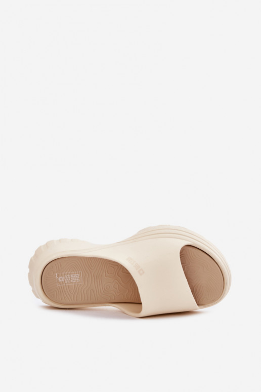 Kerged rannaplätud naiste plätud Big Star RR274A579 beeži värvi