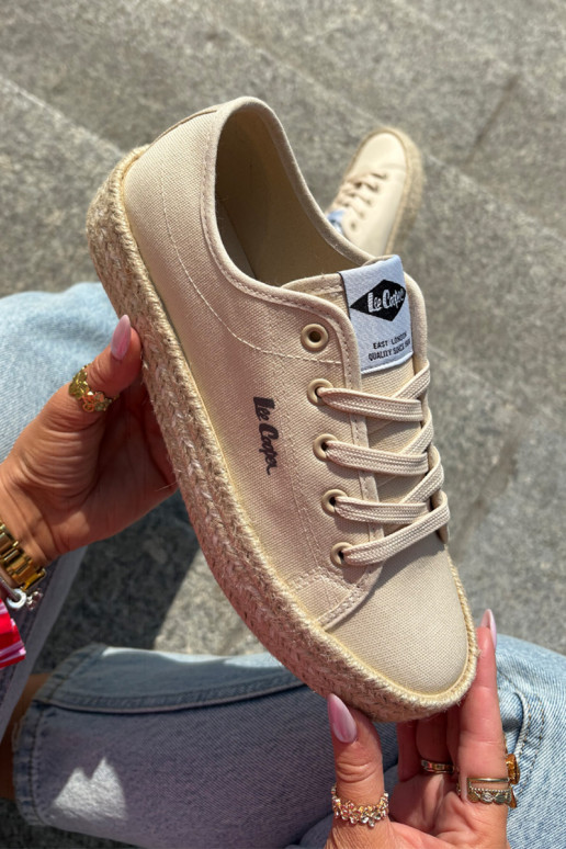 naiste saapad Koos punutisega Lee Cooper LCIN-25-44-3215 beeži värvi naiste saapad Koos punutisega Lee Cooper LCIN-25-44-3215 beeži värvi