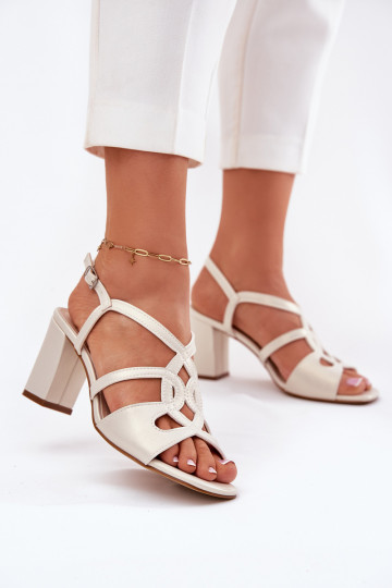 Pealiste omad Elegantsed kõrge kontsaga sandaalid Postita Sergio Leone SK884 pärlmutri värvi