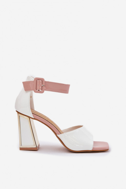 Lakitud sandaalid kõrge jämeda kontsaga Vinceza 20266 valget värvi