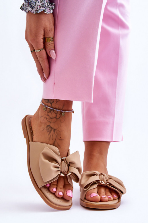 Pealiste omad Plätud naturaalsest nahast lipsukesega beeži värvi Becky Pealiste omad Plätud naturaalsest nahast lipsukesega beeži värvi Becky