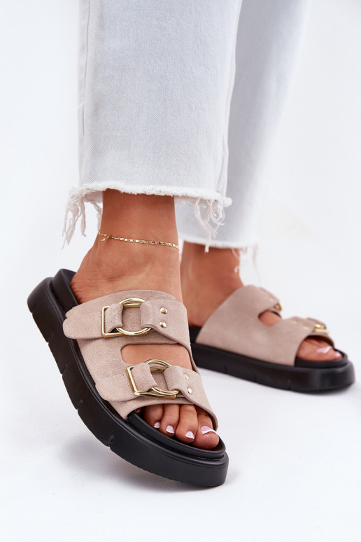 naiste seemisnahksed sussid Koos Ornatei neetide ja pandlagami Big Star RR274659 Heleroosat värvi