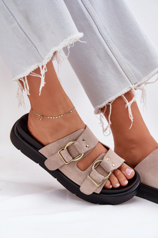 naiste seemisnahksed sussid Koos Ornatei neetide ja pandlagami Big Star RR274659 Heleroosat värvi