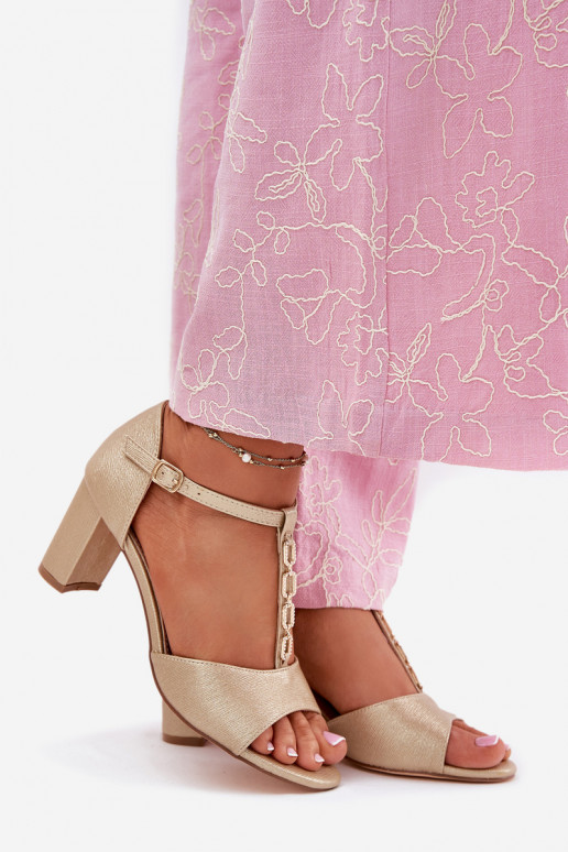 Pealistesandaalid dekoreeritud kontsaga Eco nahk Kuldset värvi Triavera Pealistesandaalid dekoreeritud kontsaga Eco nahk Kuldset värvi Triavera