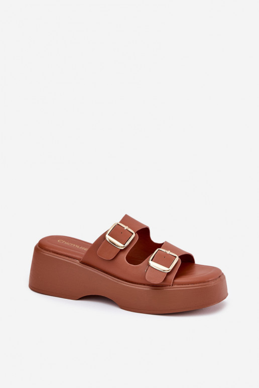 naiste plätud Kiilu peal Ja platvorm neetide ja pandlaga pruunid värvi Nitarelia