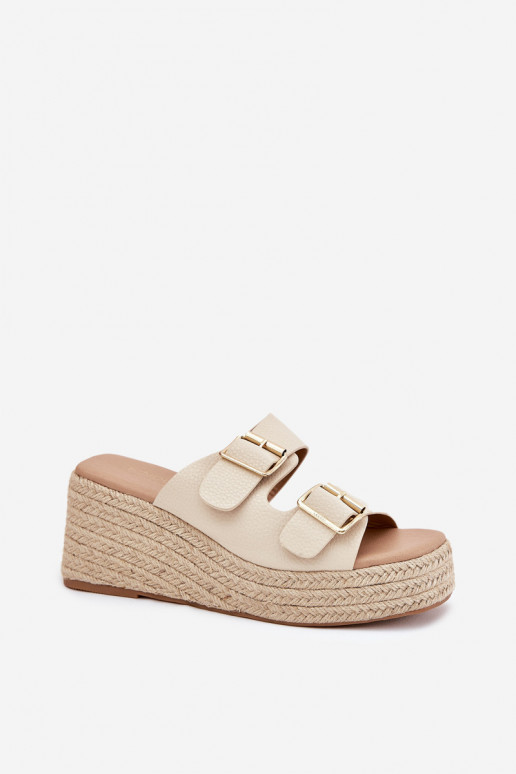 naiste plätud Kiilu peal Koos punutisega I neetide ja pandlagami beeži värvi Pasinea