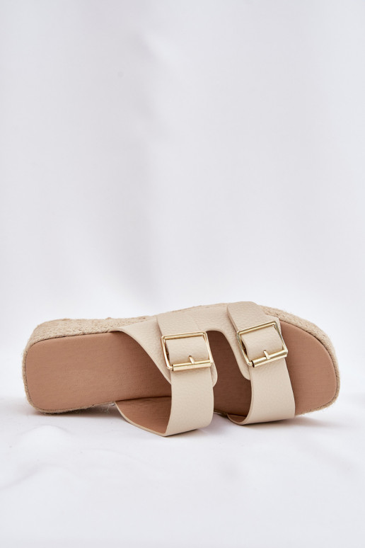 naiste plätud Kiilu peal Koos punutisega I neetide ja pandlagami beeži värvi Pasinea