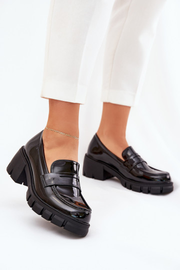 Naistekesed kingad...