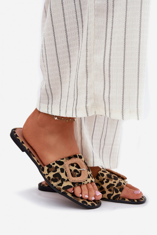 sileda tallaga naiste plätud kaunistustega neetide ja pandlaga leopardimustriga Clariola