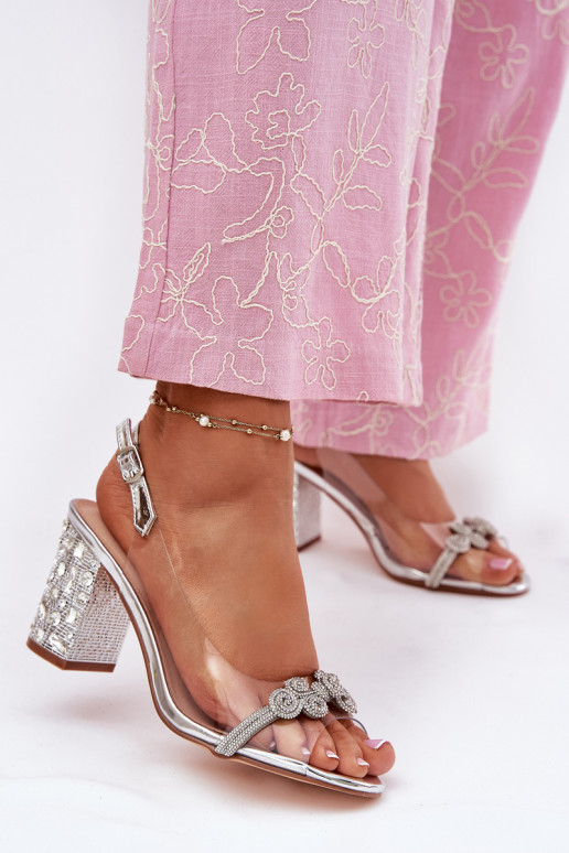 Külgedelt läbipaistvad sandaalid kõrge jämeda kontsaga D&A MR51-705 Hõbedat värvi