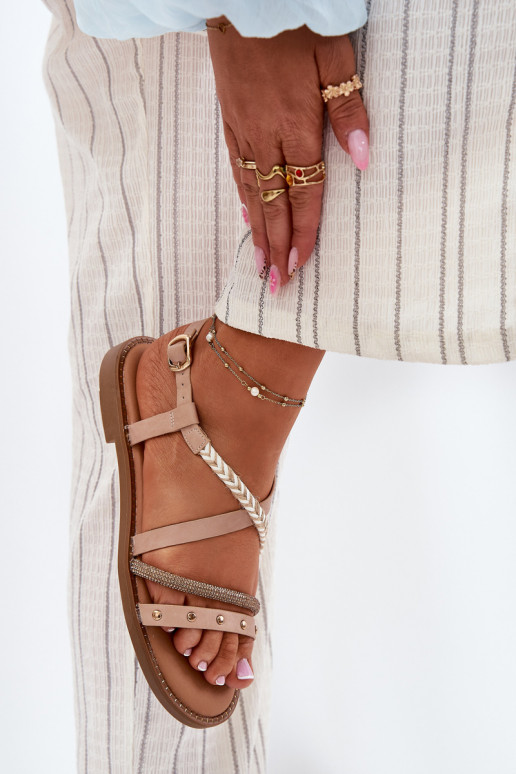 Sellel ondalad sandaalid rihmadega Vinceza 17379 elevandiluu värvi