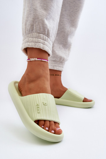 Sussid Kerged rannaplätud Pealiste omad Valgus Rohelist värvi Fenicva