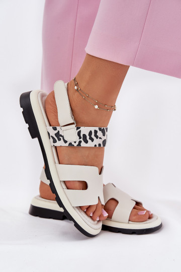 Pealistesandaalid Pealiste omad laiade nööridega leopardimustriga Vinceza 66780 beeži värvi