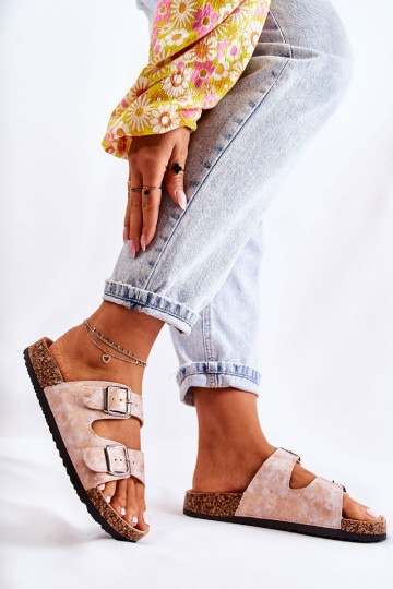 Pealiste omad Sussid Koreki kohta neetide ja pandlaga Kuldset värvi Vivio 2