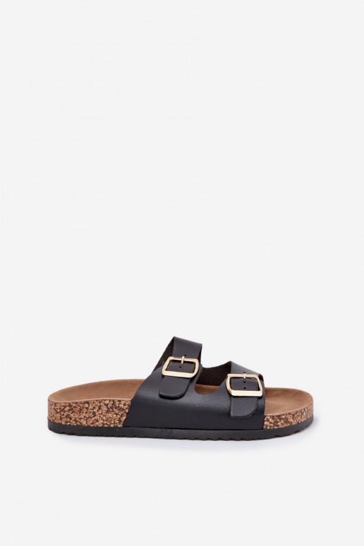 naiste plätud neetide ja pandlaga eko-nahast msuud Iskira