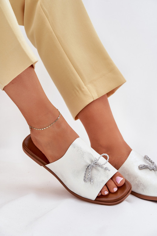 naiste plätud laiade nööridega Koos Ornate INiązaniem Hõbedat värvi Norela naiste plätud laiade nööridega Koos Ornate INiązaniem Hõbedat värvi Norela