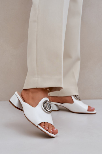 Valged elegantsed naiste... 2