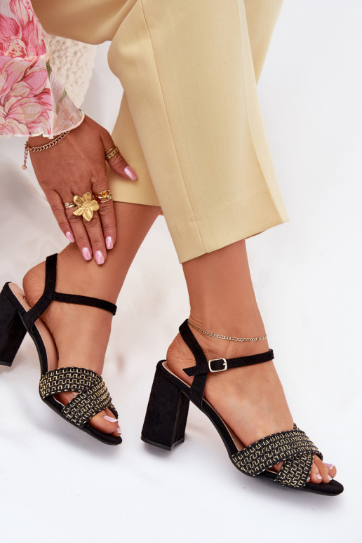 Pealistesandaalid msuud Almera