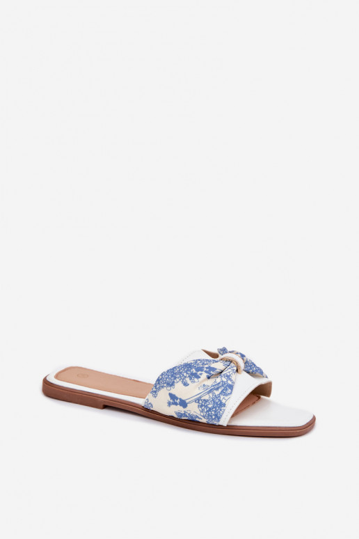 naiste plätud laiade nööridega lipsukesega valget värvi Avenza