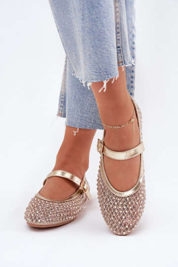 Kaunistustega Baleriinad Pealiste omad rihmadega I neetide ja pandlaga Kuldset värvi Avirae 2